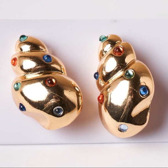 Groovy BIG 80’s Inspired Conch Shell Gem Earrings - Picture 3 of 8